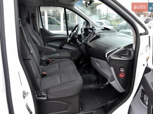 Белый Форд Транзит Кастом, объемом двигателя 2.2 л и пробегом 270 тыс. км за 10500 $, фото 23 на Automoto.ua