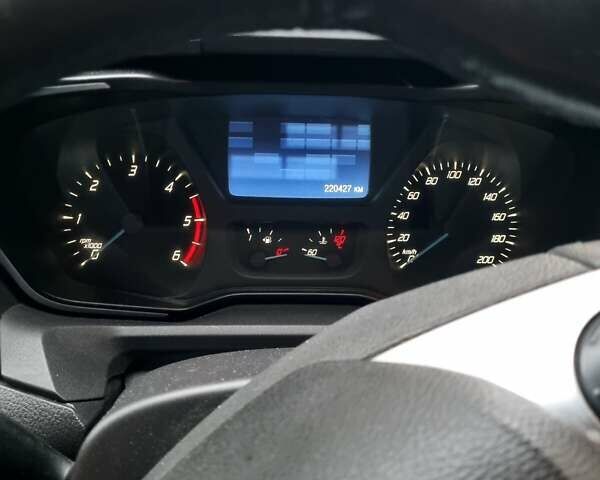 Белый Форд Транзит Кастом, объемом двигателя 2.2 л и пробегом 220 тыс. км за 15000 $, фото 15 на Automoto.ua