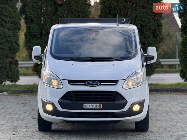 Белый Форд Транзит Кастом, объемом двигателя 2.2 л и пробегом 196 тыс. км за 16800 $, фото 1 на Automoto.ua
