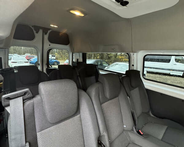 Белый Форд Транзит Кастом, объемом двигателя 2.2 л и пробегом 98 тыс. км за 17500 $, фото 9 на Automoto.ua