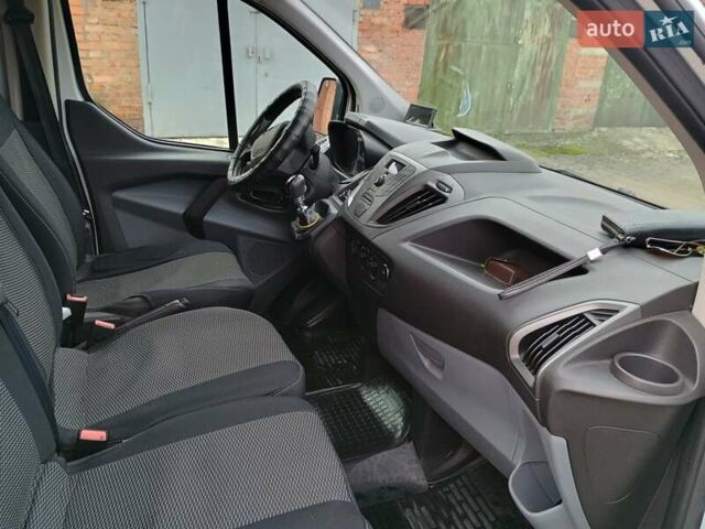 Белый Форд Транзит Кастом, объемом двигателя 2.2 л и пробегом 205 тыс. км за 9900 $, фото 10 на Automoto.ua