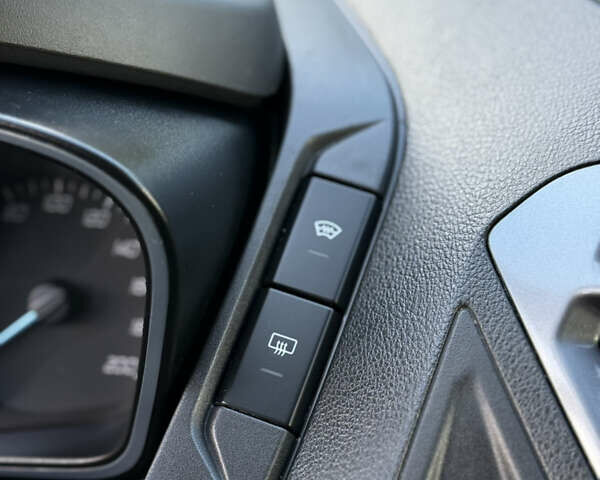 Белый Форд Транзит Кастом, объемом двигателя 2.2 л и пробегом 196 тыс. км за 16800 $, фото 44 на Automoto.ua