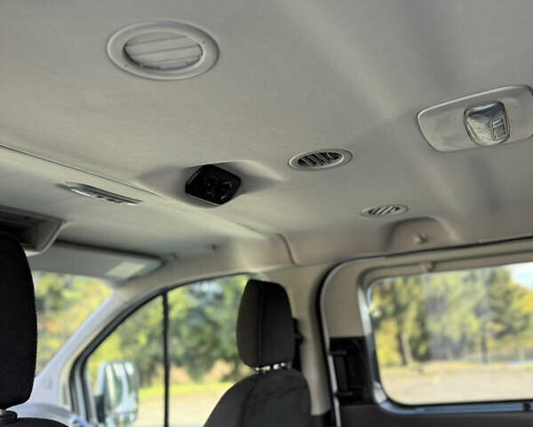 Белый Форд Транзит Кастом, объемом двигателя 2.2 л и пробегом 196 тыс. км за 16800 $, фото 70 на Automoto.ua