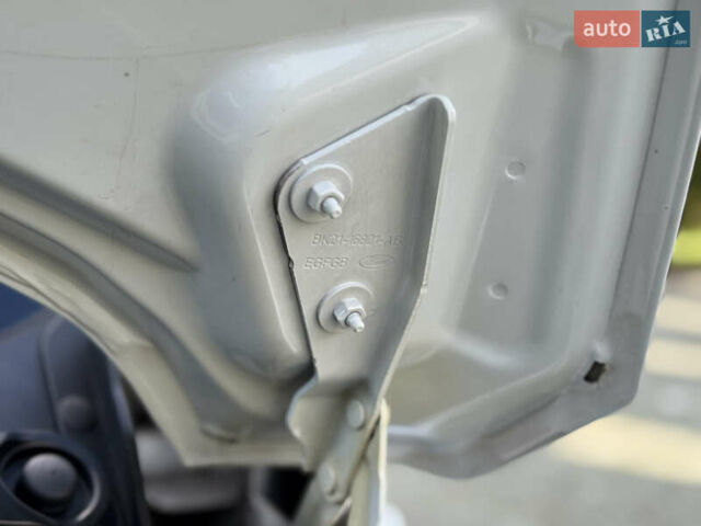 Белый Форд Транзит Кастом, объемом двигателя 2.2 л и пробегом 196 тыс. км за 16800 $, фото 87 на Automoto.ua