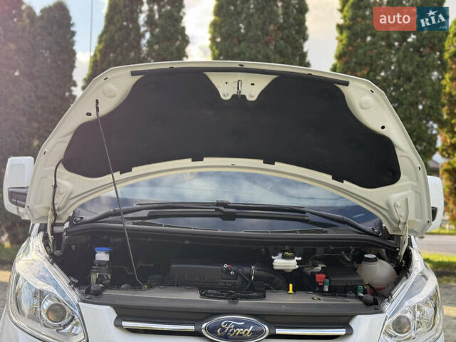 Белый Форд Транзит Кастом, объемом двигателя 2.2 л и пробегом 196 тыс. км за 16800 $, фото 86 на Automoto.ua