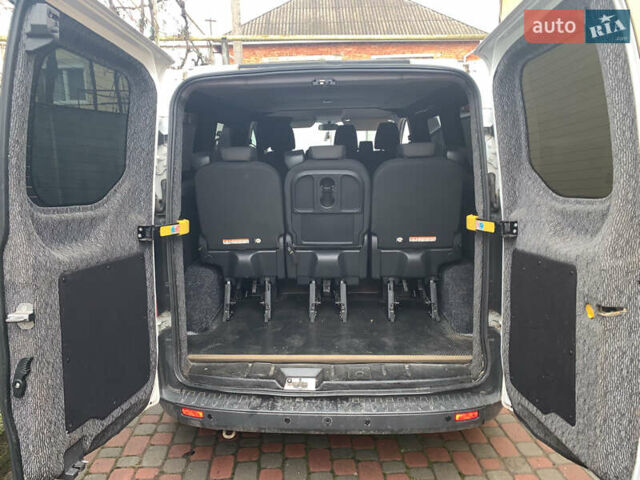 Белый Форд Транзит Кастом, объемом двигателя 2.2 л и пробегом 242 тыс. км за 14499 $, фото 10 на Automoto.ua