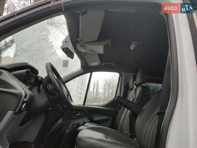 Білий Форд Транзит Кастом, об'ємом двигуна 2.2 л та пробігом 251 тис. км за 10999 $, фото 14 на Automoto.ua