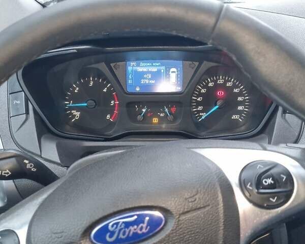 Белый Форд Транзит Кастом, объемом двигателя 2.2 л и пробегом 220 тыс. км за 15000 $, фото 3 на Automoto.ua