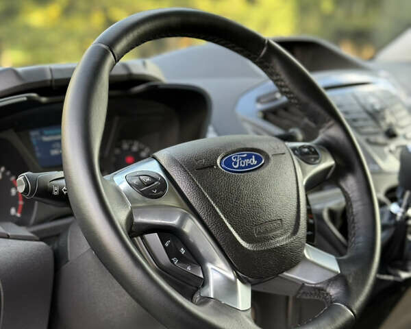 Белый Форд Транзит Кастом, объемом двигателя 2.2 л и пробегом 196 тыс. км за 16800 $, фото 31 на Automoto.ua