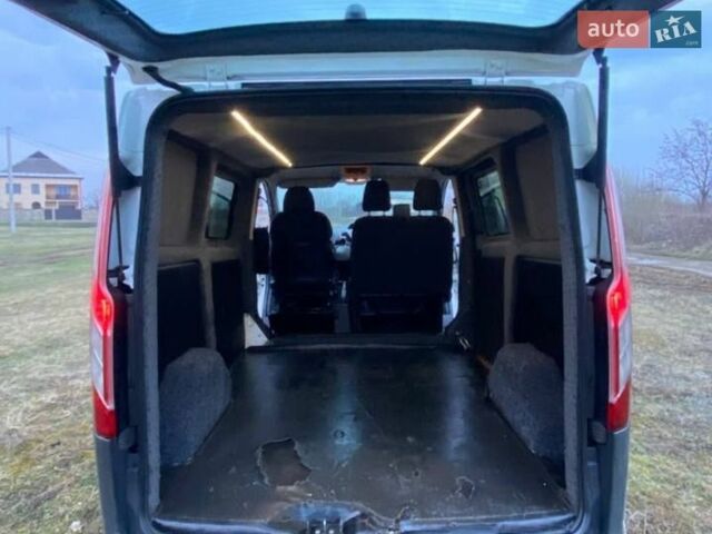 Белый Форд Транзит Кастом, объемом двигателя 2.2 л и пробегом 406 тыс. км за 14000 $, фото 15 на Automoto.ua