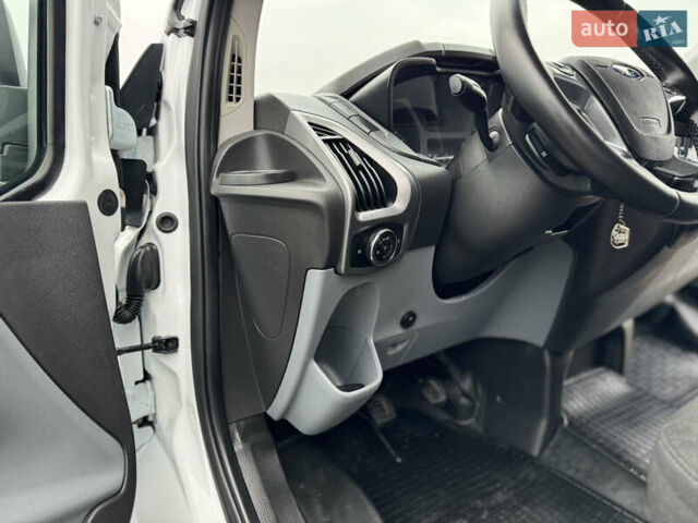 Білий Форд Транзит Кастом, об'ємом двигуна 2.2 л та пробігом 191 тис. км за 16800 $, фото 79 на Automoto.ua