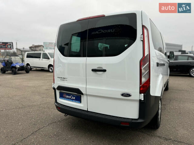 Білий Форд Транзит Кастом, об'ємом двигуна 2.2 л та пробігом 191 тис. км за 16800 $, фото 7 на Automoto.ua