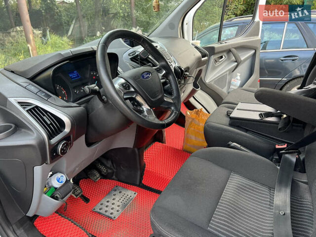 Белый Форд Транзит Кастом, объемом двигателя 2.2 л и пробегом 330 тыс. км за 13100 $, фото 1 на Automoto.ua