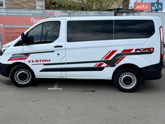 Білий Форд Транзит Кастом, об'ємом двигуна 2.2 л та пробігом 230 тис. км за 11500 $, фото 2 на Automoto.ua