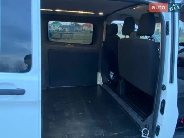 Белый Форд Транзит Кастом, объемом двигателя 2.2 л и пробегом 406 тыс. км за 14000 $, фото 13 на Automoto.ua