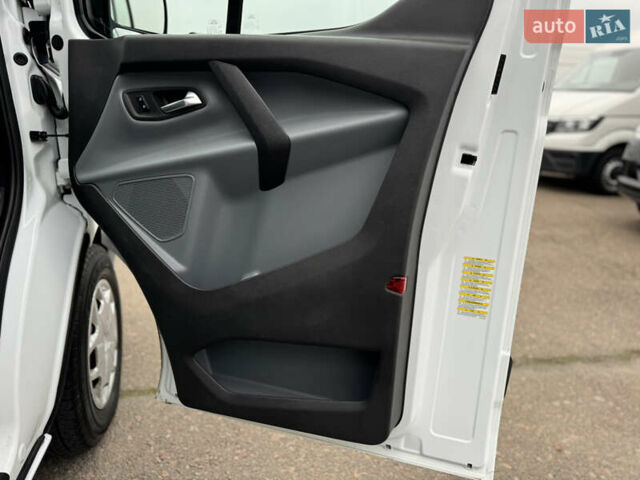 Білий Форд Транзит Кастом, об'ємом двигуна 2.2 л та пробігом 191 тис. км за 16800 $, фото 76 на Automoto.ua