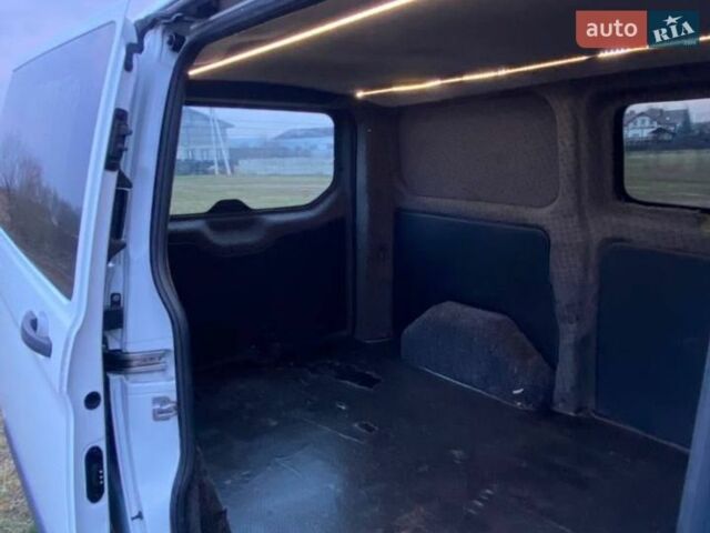 Белый Форд Транзит Кастом, объемом двигателя 2.2 л и пробегом 406 тыс. км за 14000 $, фото 11 на Automoto.ua