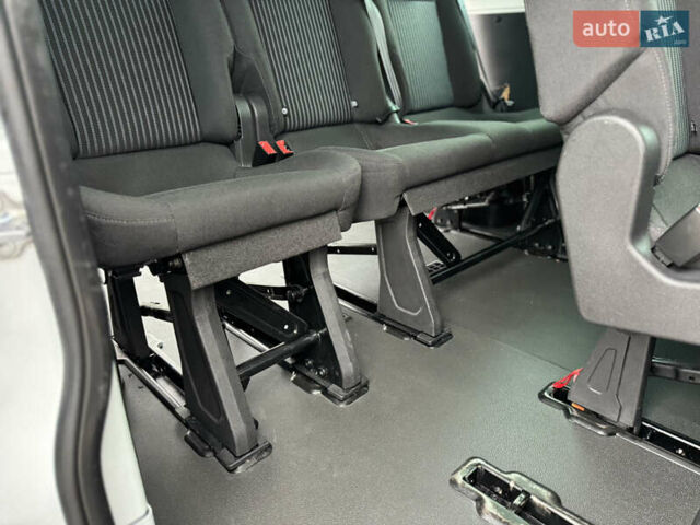 Білий Форд Транзит Кастом, об'ємом двигуна 2.2 л та пробігом 191 тис. км за 16800 $, фото 47 на Automoto.ua