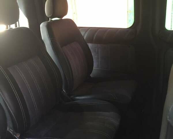 Білий Форд Транзит Кастом, об'ємом двигуна 2.2 л та пробігом 174 тис. км за 13400 $, фото 9 на Automoto.ua