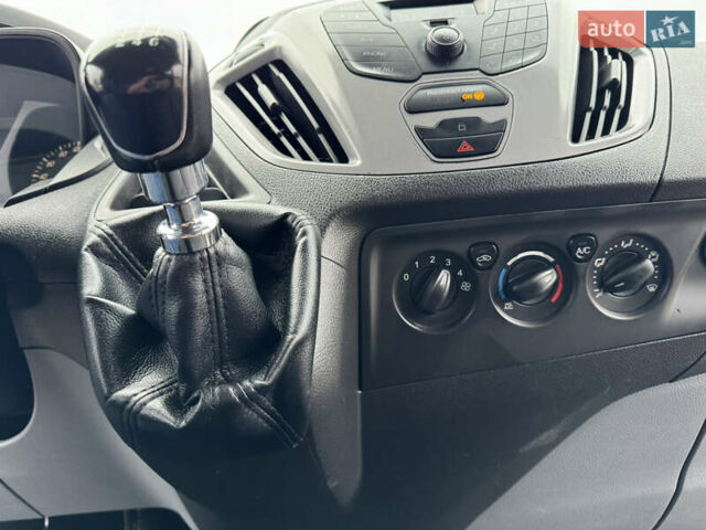 Білий Форд Транзит Кастом, об'ємом двигуна 2.2 л та пробігом 191 тис. км за 16800 $, фото 87 на Automoto.ua