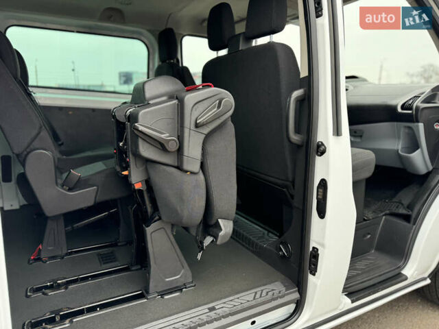Білий Форд Транзит Кастом, об'ємом двигуна 2.2 л та пробігом 191 тис. км за 16800 $, фото 50 на Automoto.ua