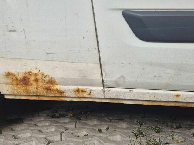 Білий Форд Транзит Кастом, об'ємом двигуна 2.2 л та пробігом 290 тис. км за 11250 $, фото 14 на Automoto.ua