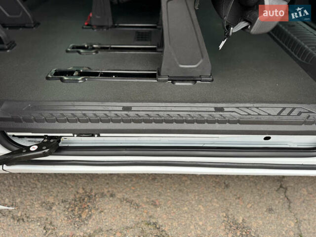 Білий Форд Транзит Кастом, об'ємом двигуна 2.2 л та пробігом 191 тис. км за 16800 $, фото 45 на Automoto.ua