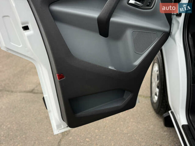 Білий Форд Транзит Кастом, об'ємом двигуна 2.2 л та пробігом 191 тис. км за 16800 $, фото 81 на Automoto.ua