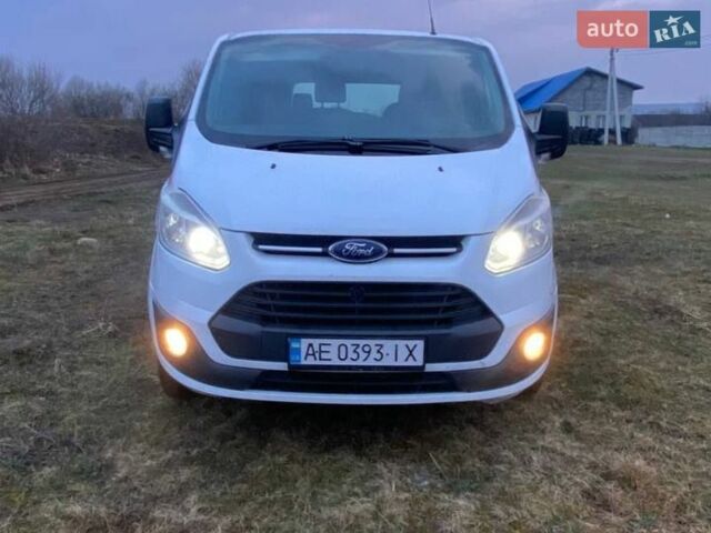 Белый Форд Транзит Кастом, объемом двигателя 2.2 л и пробегом 406 тыс. км за 14000 $, фото 1 на Automoto.ua
