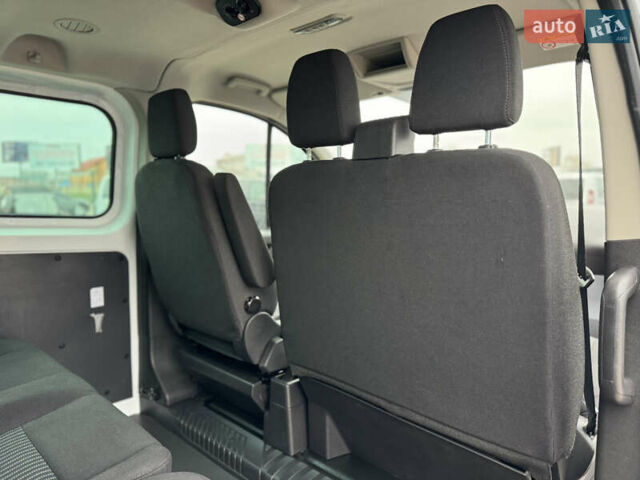 Білий Форд Транзит Кастом, об'ємом двигуна 2.2 л та пробігом 191 тис. км за 16800 $, фото 53 на Automoto.ua