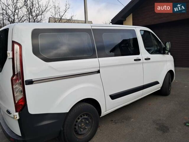 Белый Форд Транзит Кастом, объемом двигателя 2.2 л и пробегом 208 тыс. км за 15300 $, фото 2 на Automoto.ua