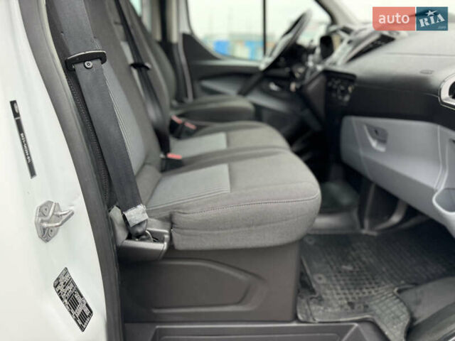 Білий Форд Транзит Кастом, об'ємом двигуна 2.2 л та пробігом 191 тис. км за 16800 $, фото 66 на Automoto.ua
