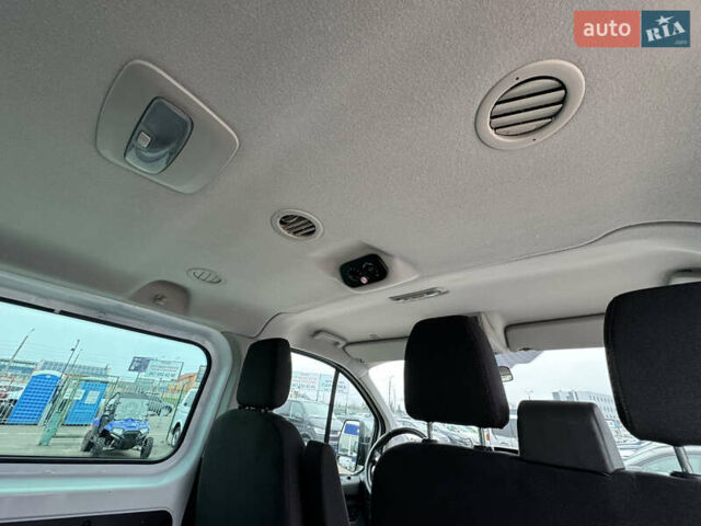 Білий Форд Транзит Кастом, об'ємом двигуна 2.2 л та пробігом 191 тис. км за 16800 $, фото 56 на Automoto.ua