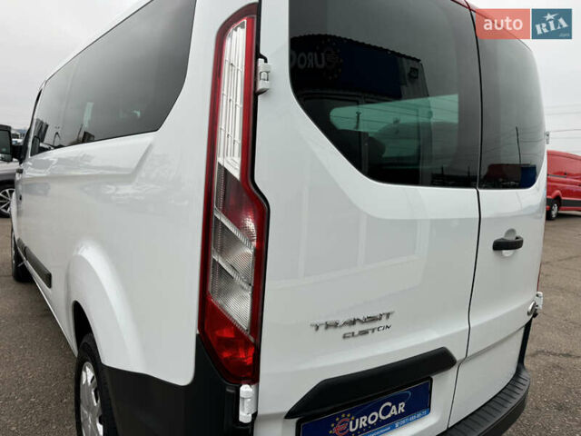 Білий Форд Транзит Кастом, об'ємом двигуна 2.2 л та пробігом 191 тис. км за 16800 $, фото 23 на Automoto.ua