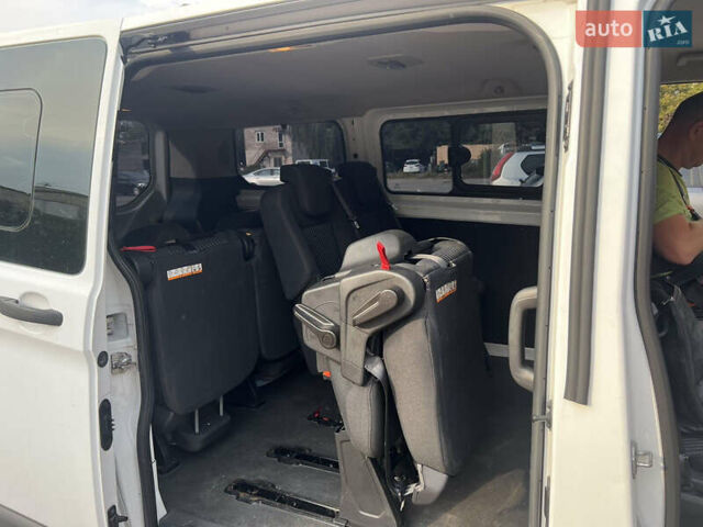Белый Форд Транзит Кастом, объемом двигателя 2.2 л и пробегом 330 тыс. км за 13100 $, фото 6 на Automoto.ua