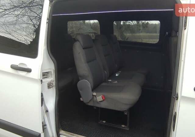 Білий Форд Транзит Кастом, об'ємом двигуна 2.2 л та пробігом 230 тис. км за 14000 $, фото 11 на Automoto.ua
