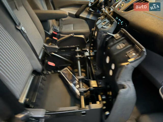 Белый Форд Транзит Кастом, объемом двигателя 2 л и пробегом 177 тыс. км за 16700 $, фото 37 на Automoto.ua