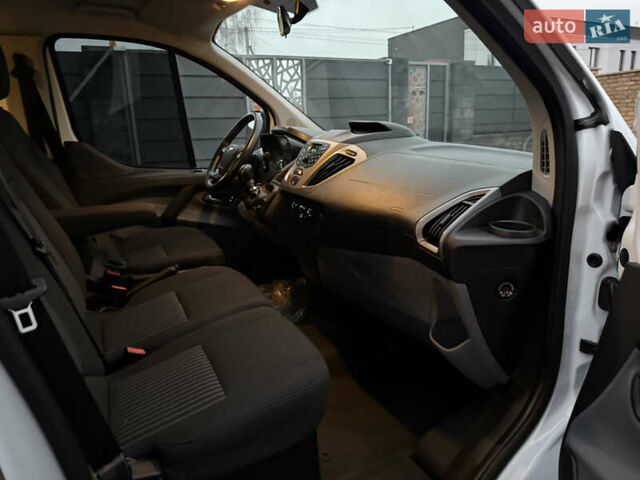 Белый Форд Транзит Кастом, объемом двигателя 2 л и пробегом 177 тыс. км за 16700 $, фото 35 на Automoto.ua