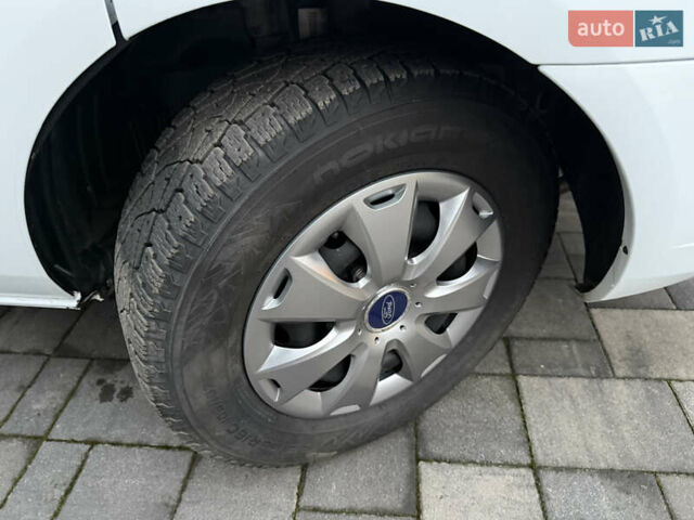 Белый Форд Транзит Кастом, объемом двигателя 2 л и пробегом 177 тыс. км за 16700 $, фото 19 на Automoto.ua