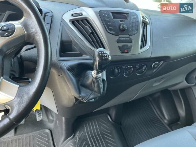 Белый Форд Транзит Кастом, объемом двигателя 2 л и пробегом 177 тыс. км за 18500 $, фото 58 на Automoto.ua