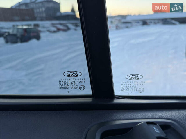 Белый Форд Транзит Кастом, объемом двигателя 2 л и пробегом 178 тыс. км за 16700 $, фото 48 на Automoto.ua