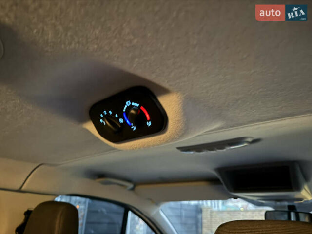 Белый Форд Транзит Кастом, объемом двигателя 2 л и пробегом 177 тыс. км за 16700 $, фото 32 на Automoto.ua