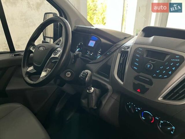 Белый Форд Транзит Кастом, объемом двигателя 2 л и пробегом 177 тыс. км за 17500 $, фото 81 на Automoto.ua