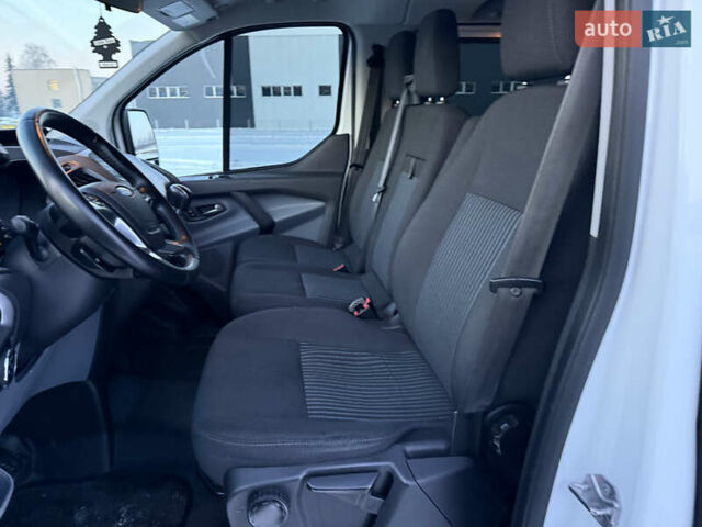 Белый Форд Транзит Кастом, объемом двигателя 2 л и пробегом 178 тыс. км за 16700 $, фото 44 на Automoto.ua