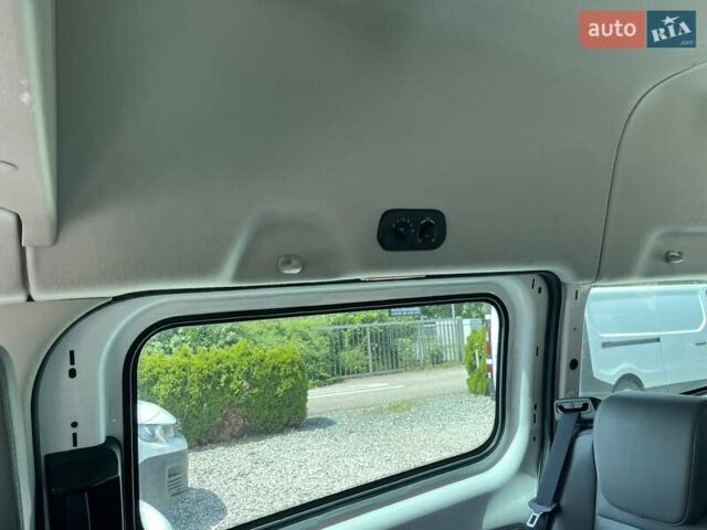 Белый Форд Транзит Кастом, объемом двигателя 2 л и пробегом 177 тыс. км за 18500 $, фото 51 на Automoto.ua