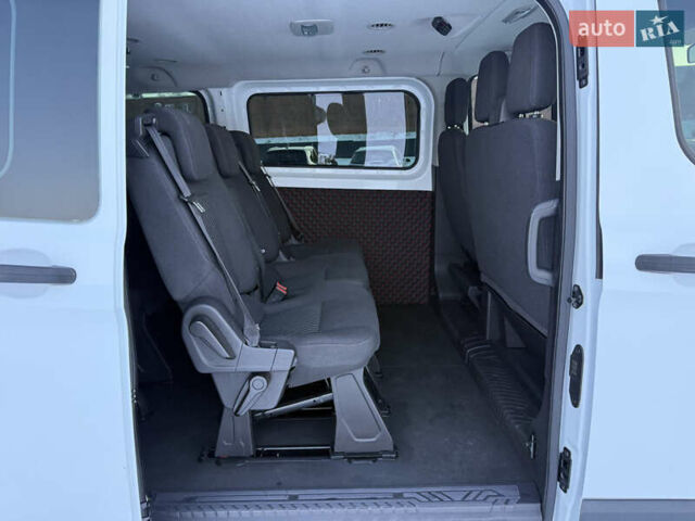 Белый Форд Транзит Кастом, объемом двигателя 2 л и пробегом 178 тыс. км за 16700 $, фото 23 на Automoto.ua