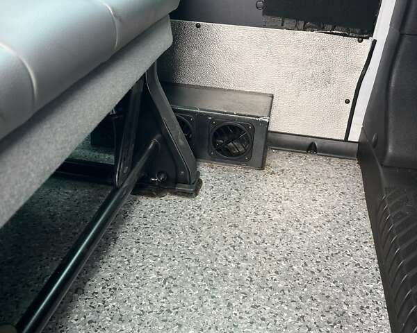 Белый Форд Транзит Кастом, объемом двигателя 2 л и пробегом 177 тыс. км за 17500 $, фото 45 на Automoto.ua