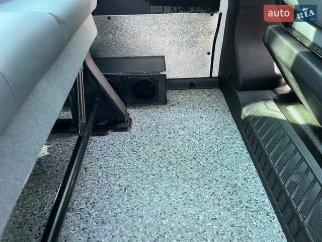 Белый Форд Транзит Кастом, объемом двигателя 2 л и пробегом 177 тыс. км за 18500 $, фото 67 на Automoto.ua