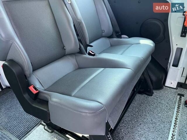Белый Форд Транзит Кастом, объемом двигателя 2 л и пробегом 177 тыс. км за 18500 $, фото 69 на Automoto.ua