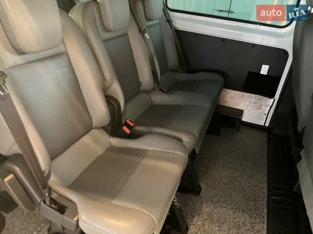 Белый Форд Транзит Кастом, объемом двигателя 2 л и пробегом 177 тыс. км за 18500 $, фото 79 на Automoto.ua